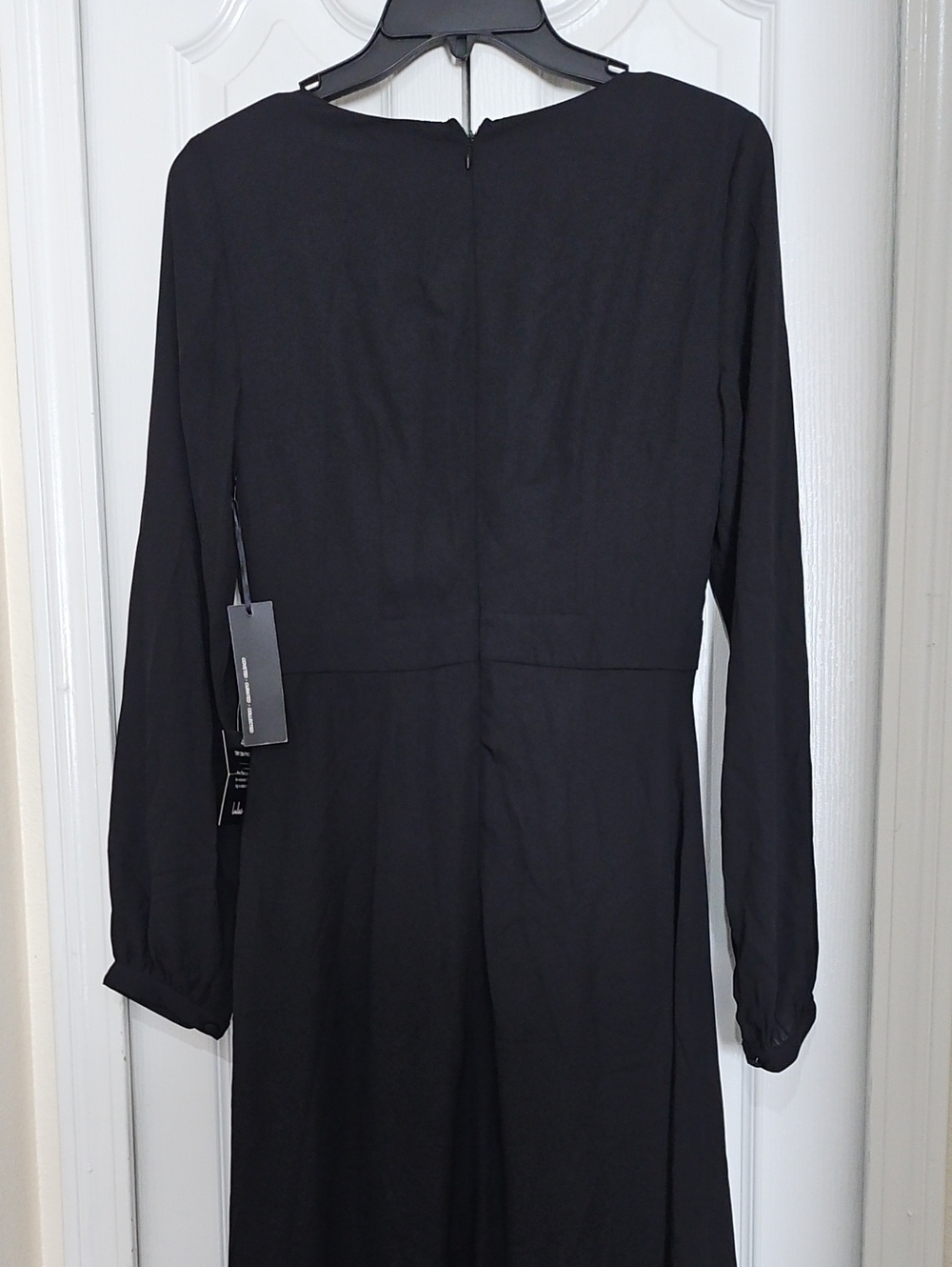NWT Lulu's Black Long Sleeve Faux Wrap Maxi Dress Women's Size S Elegant Formal. - Picture 8 of 11